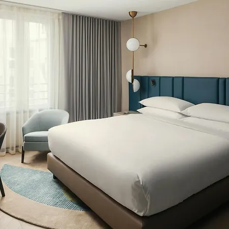 Marriott Alfa Szálloda 5*