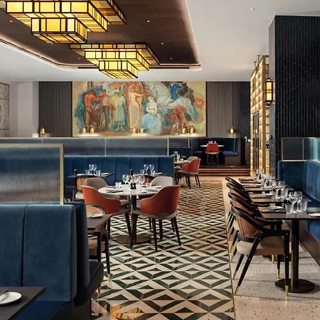 Marriott Alfa Szálloda 5*