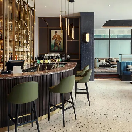 Szálloda Marriott Alfa Luxemburg