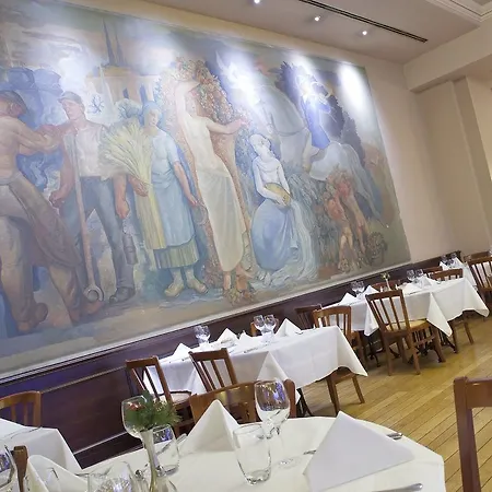 Szálloda Marriott Alfa 5*