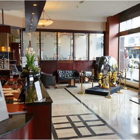 酒店 卢森堡阿尔法美居大酒店 5*